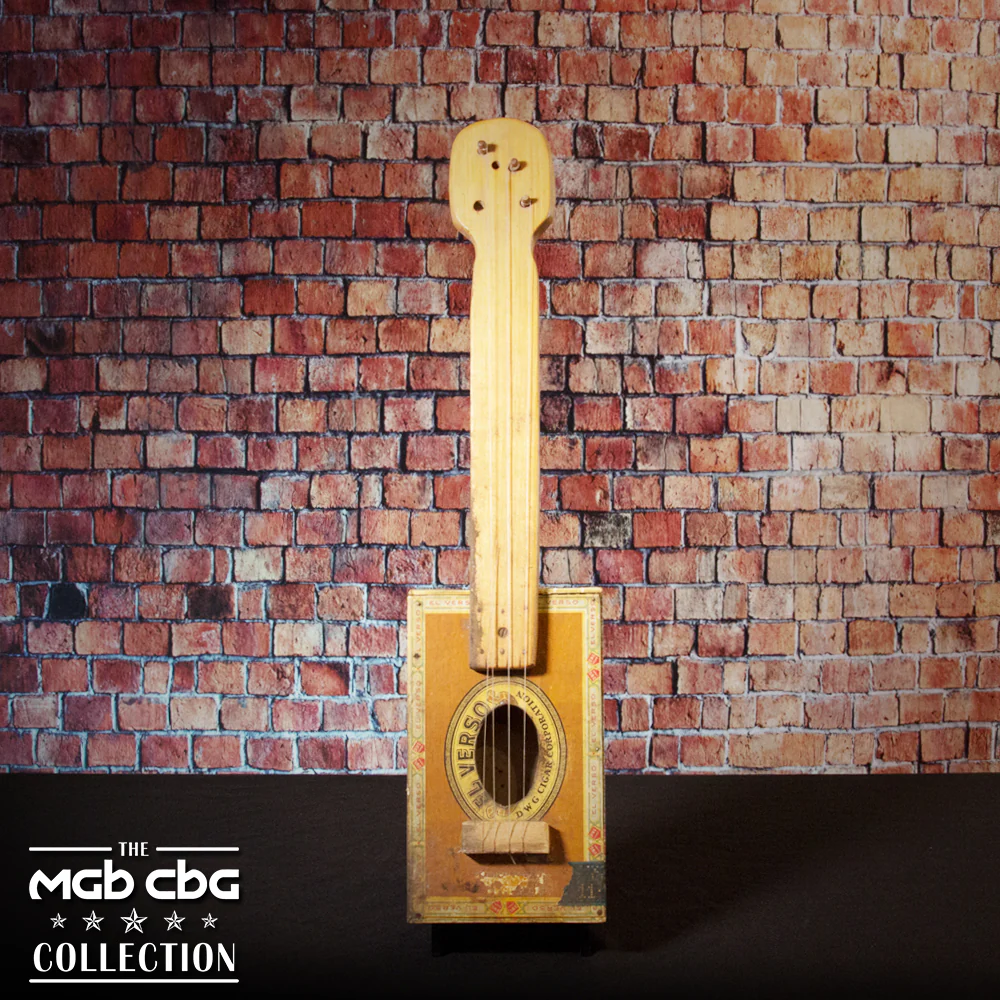 17.  El Verso Bouquet Ukulele - Image 3