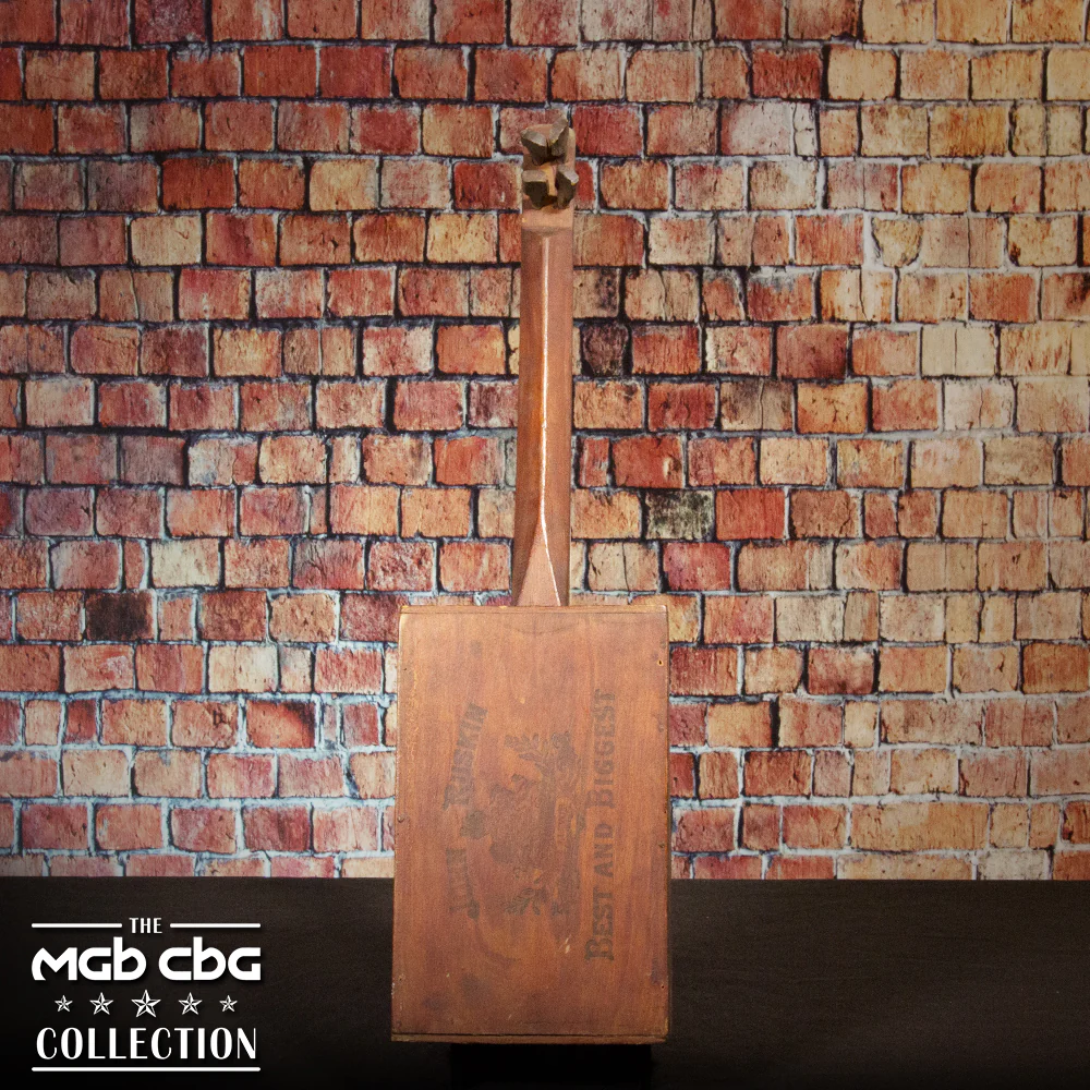 31. John Ruskin Ukulele - Image 4