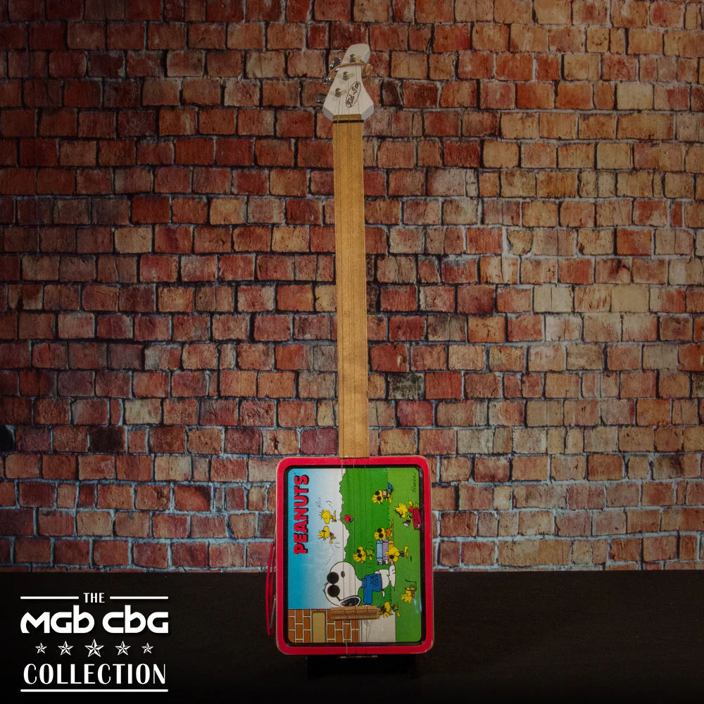38. Peanuts Guitar - Image 2