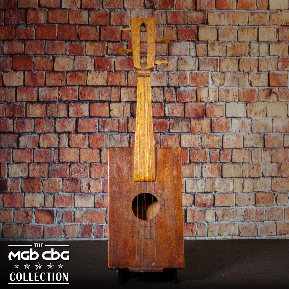 46. Fretless Ukulele - Image 4