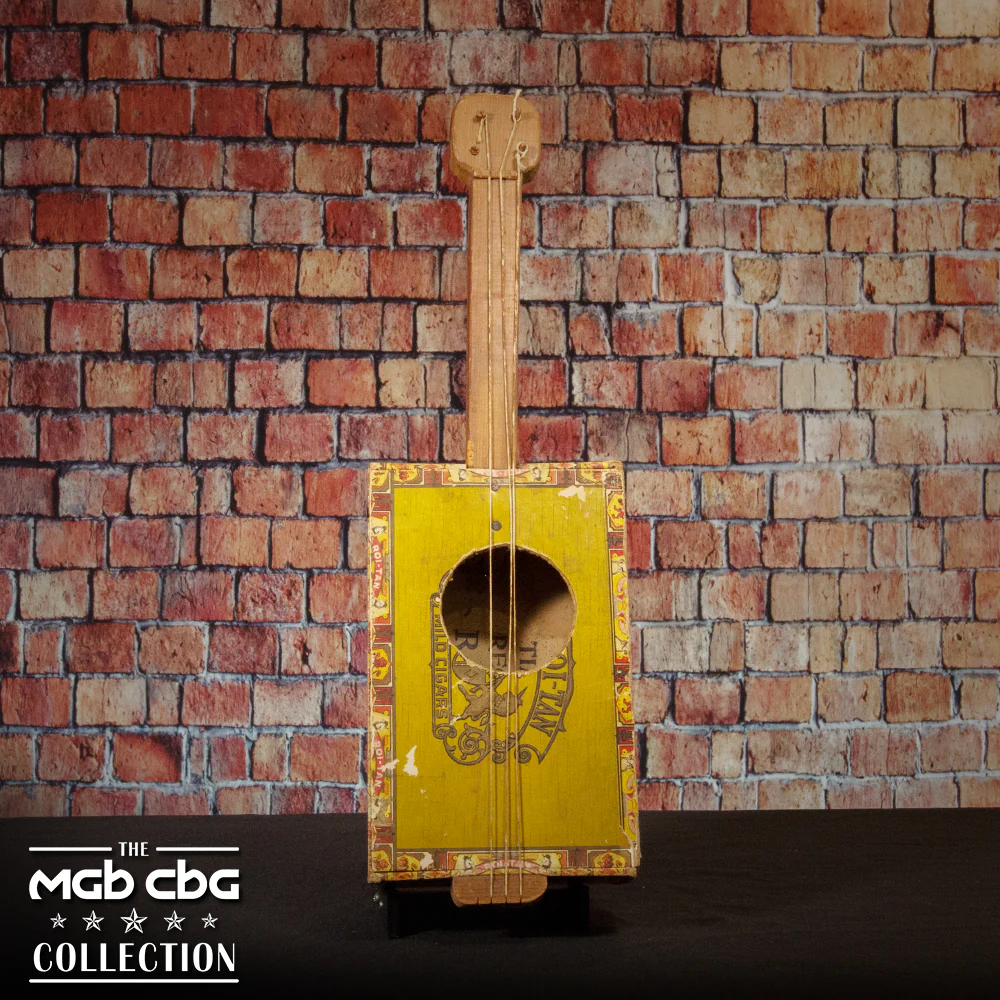 57. El Roitan Ukulele - Image 3