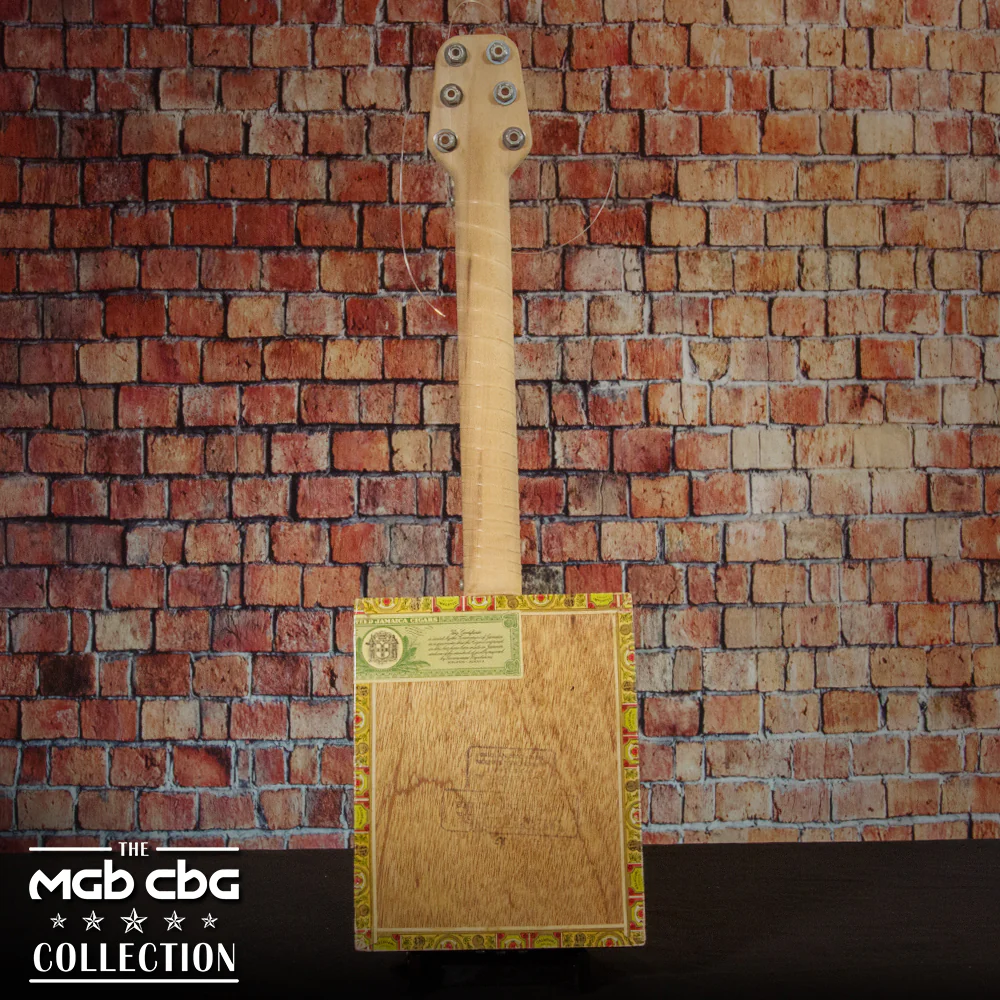 59. Macanudo Guitar - Image 4