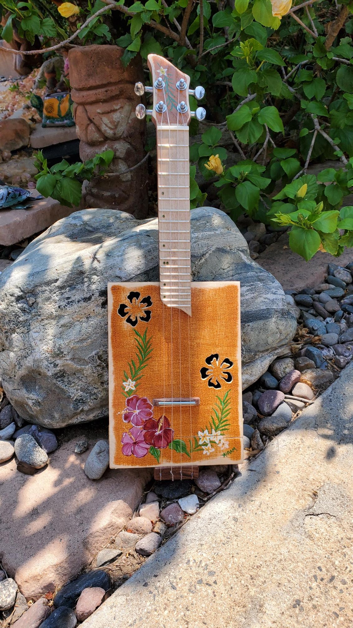California, Fontana, Airam’s CBG's, Maria Campos - Image 4