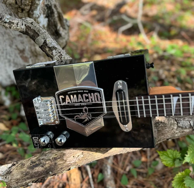 Camacho 3 or 4 string kit - Image 6