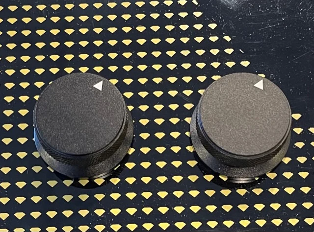 Jumbo Black Knob