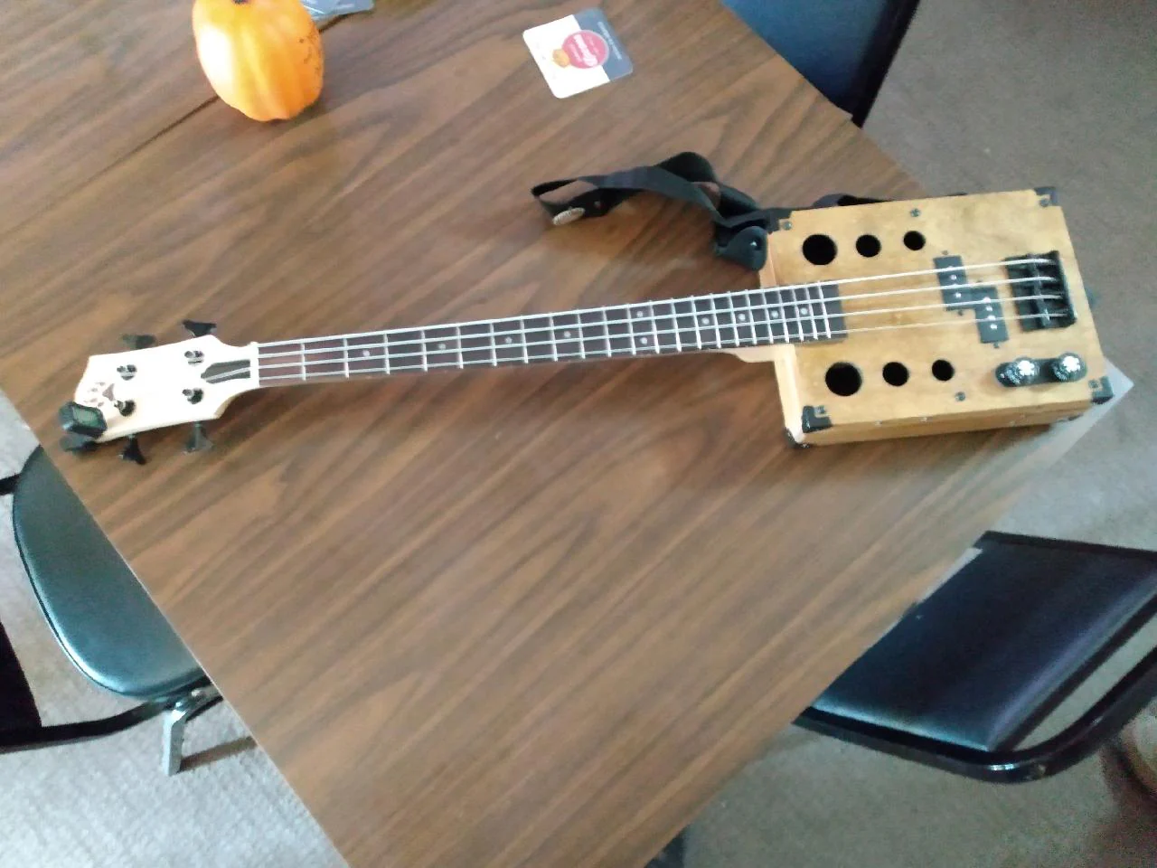 Texas, Rockdale, Shadow Wolf Guitars, Jeff DeWeese - Image 4