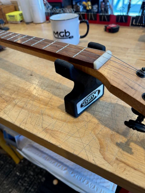 The Klutch - Portable Guitar Stand - Image 4