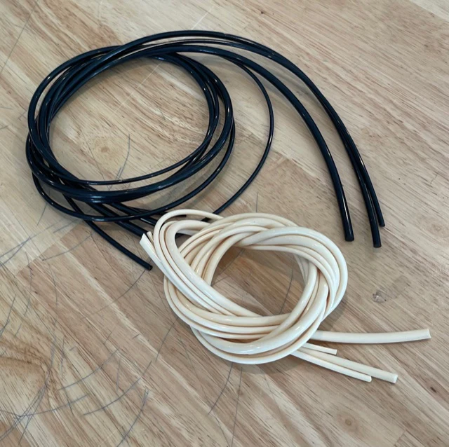 U Bass Strings Black or Ivory - Image 3